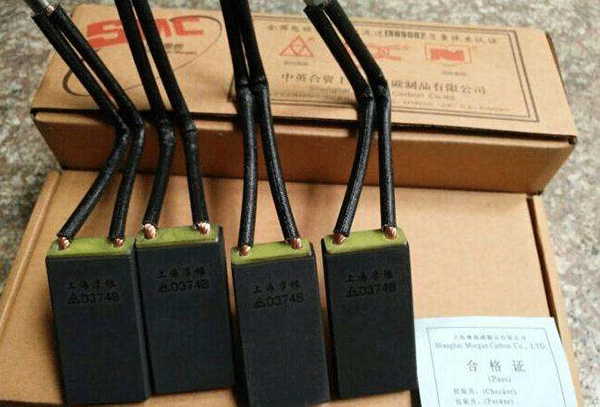 導致直流電機的碳刷發生故障的兩個主要因素。